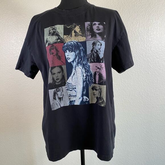 Taylor Swift The ERAs tour official merchandise black t-shirt size large - Picture 1 of 7